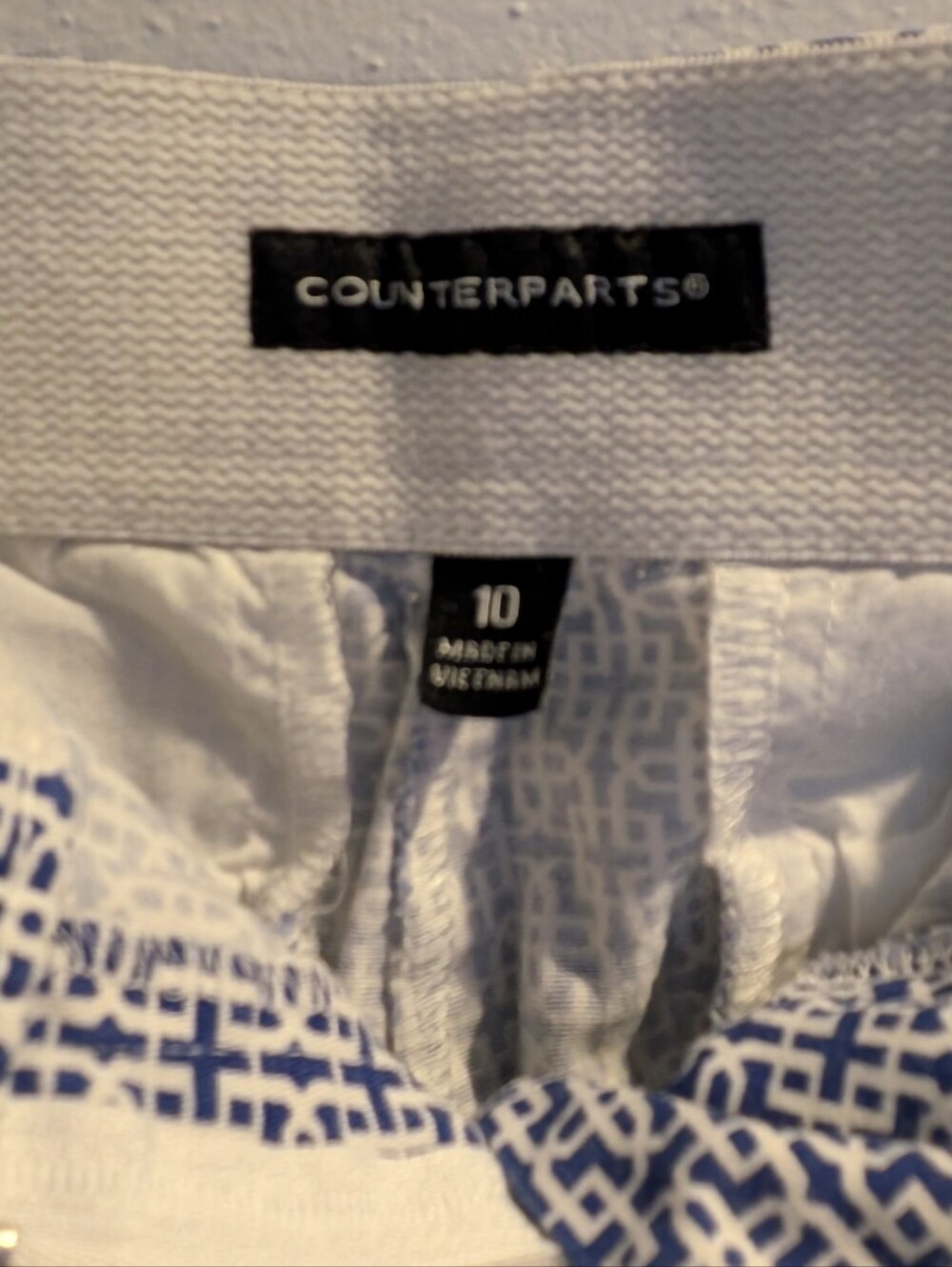 Counterpart Capris - Picture 3 of 3